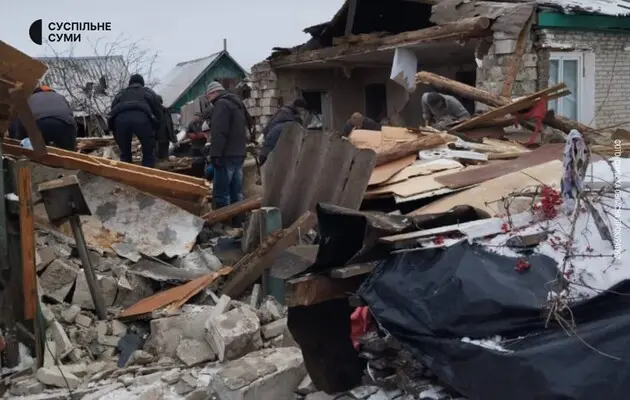 26 апреля россияне нанесли бомбовые удары по Сумам и еще по 29 украинским селам и городкам – Генштаб