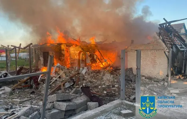 РФ атаковала Киевскую область дронами и ракетами. Есть пострадавшие люди, разрушенное и поврежденное жилье